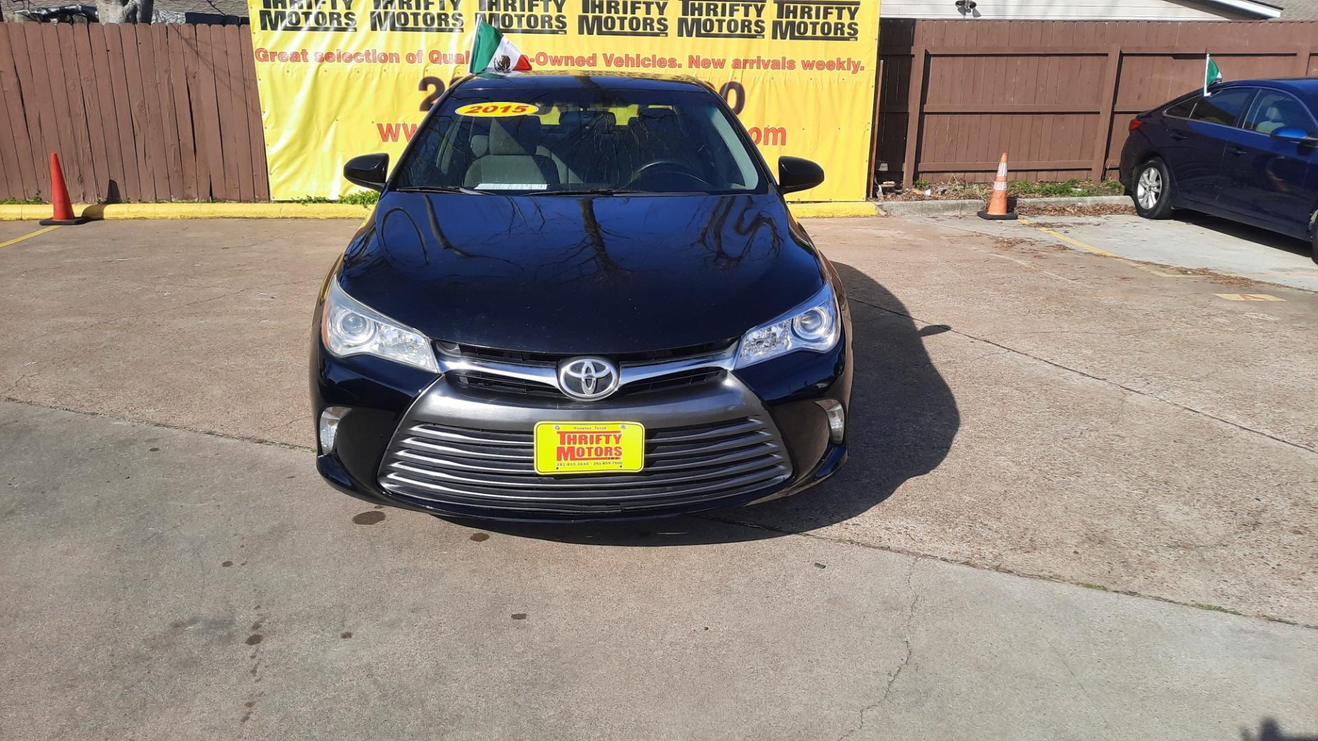 2015 Toyota Camry (4T4BF1FK0FR) , located at 16710 Clay Rd., Houston, TX, 77084, (281) 859-7900, 29.834864, -95.656166 - Photo#0